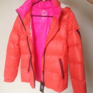 Price Reduced! Women's Foldable Puffer